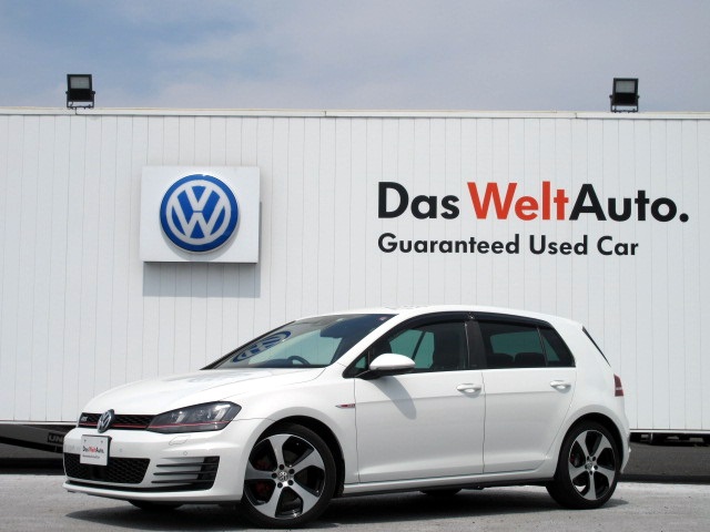 Das Weltauto フォルクスワーゲン認定中古車 Golf Gti Dcc ホワイト系 16年 45 300km 2 180 000円