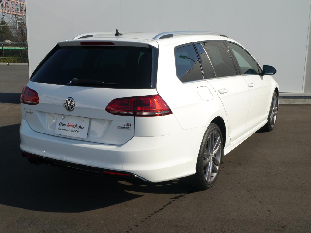 Das Weltauto フォルクスワーゲン認定中古車 Golf Variant R Line Dcc ホワイト系 16年 37 600km 1 8 000円