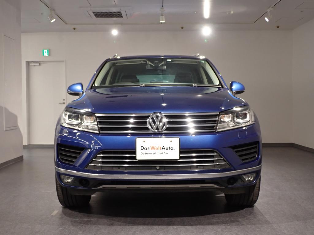 Das Weltauto フォルクスワーゲン認定中古車 Touareg V6 Upgrade Package ブルー系 15年 39 960km 3 287 000円