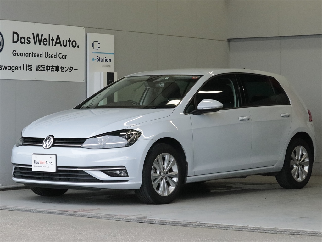 Das Weltauto フォルクスワーゲン認定中古車 Golf Tsi Comfortline 9 2discover ホワイト系 18年 30 000km 1 0 000円