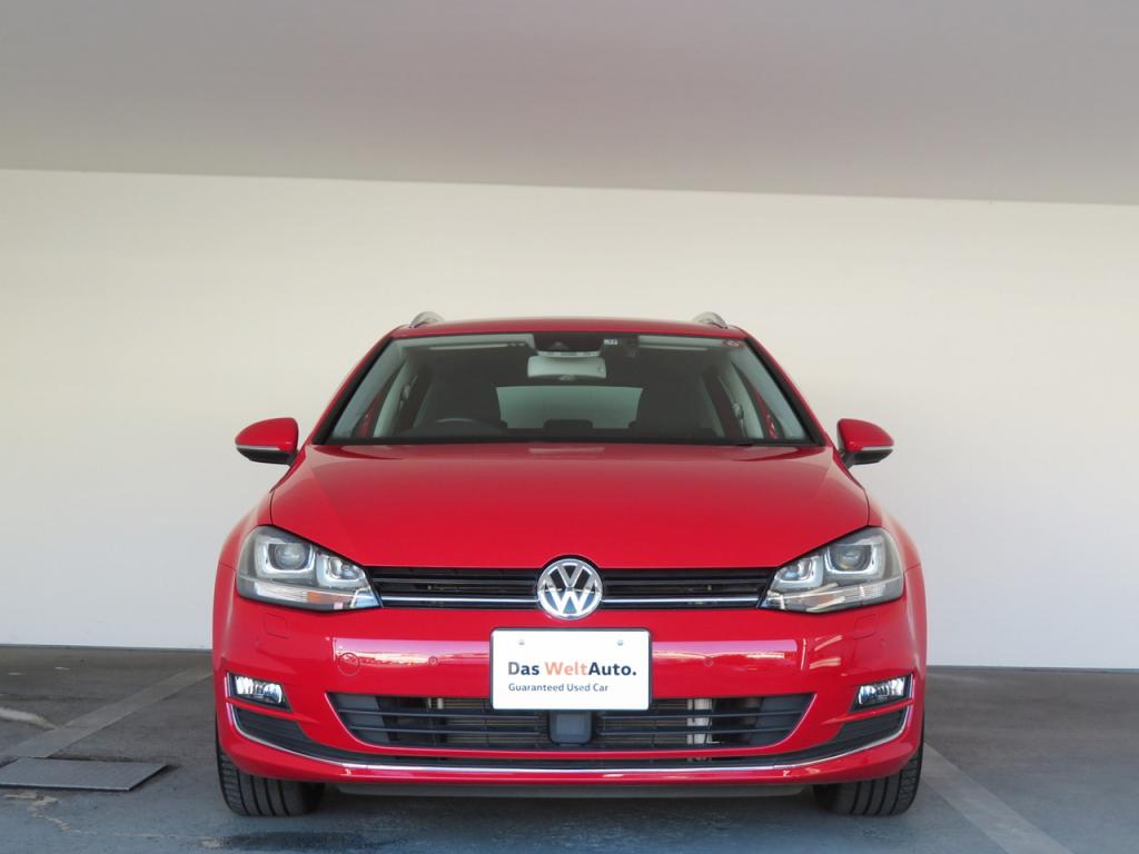 Das Weltauto フォルクスワーゲン認定中古車 Golf Variant Tsi Highline Bluemotion Technology レッド系 15年 11 000km 1 698 000円