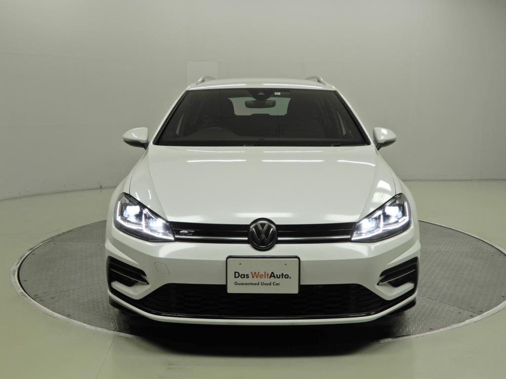 Das Weltauto フォルクスワーゲン認定中古車 Golf Variant Tsi R Line Tech P Dcc ホワイト系 19年 4 577km 3 150 000円