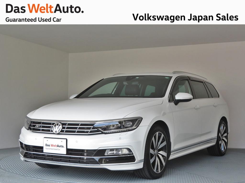 Das Weltauto フォルクスワーゲン認定中古車 Passat Variant Tsi R Line 1400ccturbo ホワイト系 15年 49 100km 2 509 000円